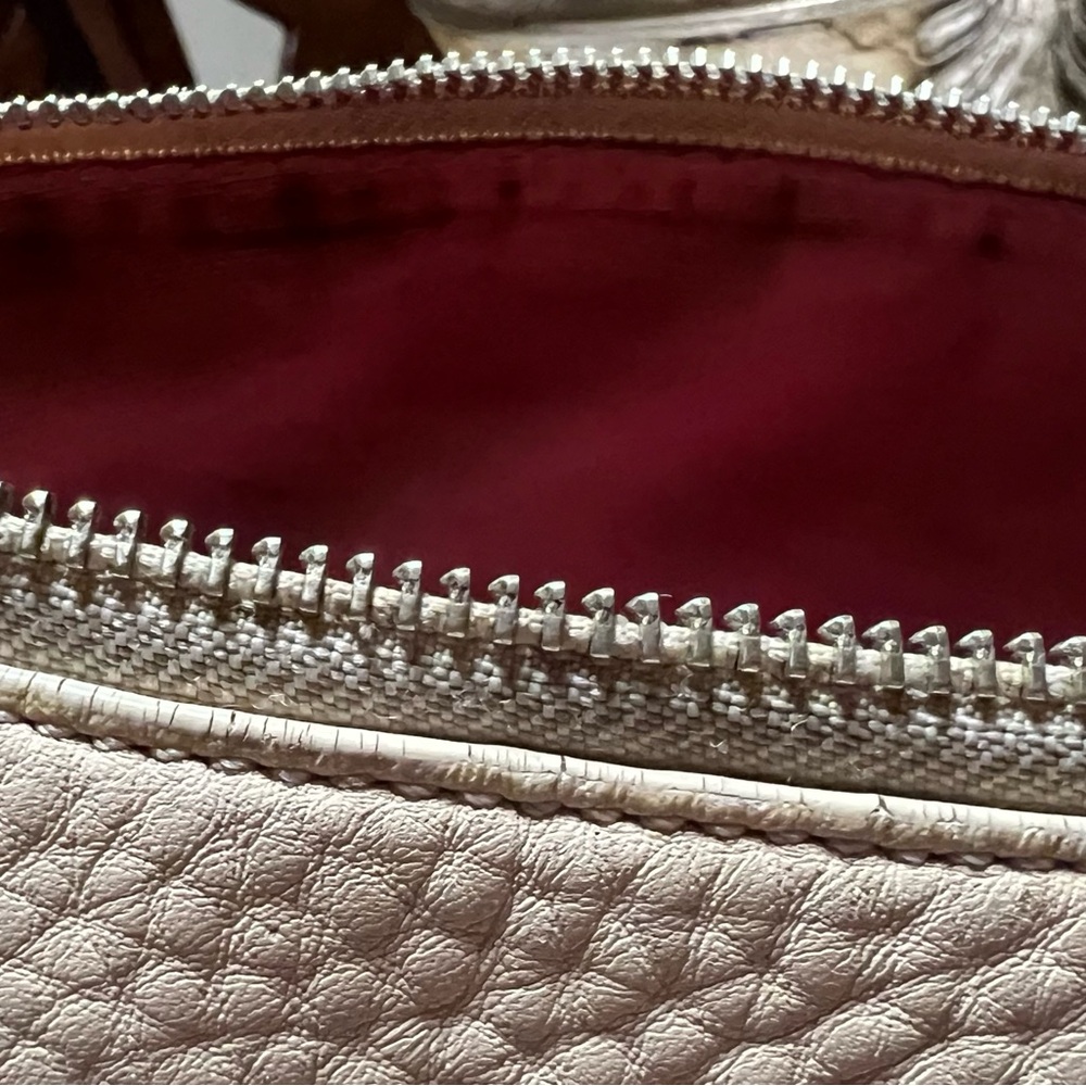 Coach Cream Leather Shoulder Bag - Picture 15 of 16